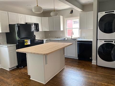 1st image of 100 N Washington St