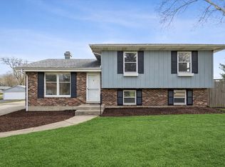 2504 N Boulevard View Ave, Waukegan, IL