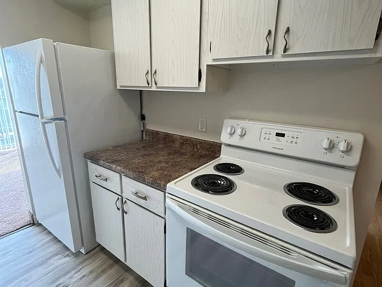 Shadow Creek Apartments — Photo 22
