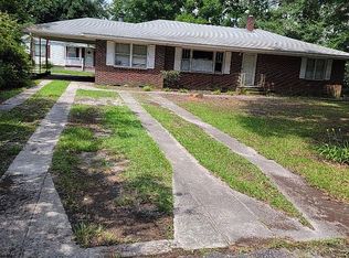306 Peachtree Rd, Walterboro, SC 29488