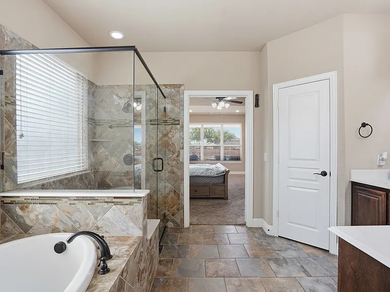 1412 Chase Way — Photo 13