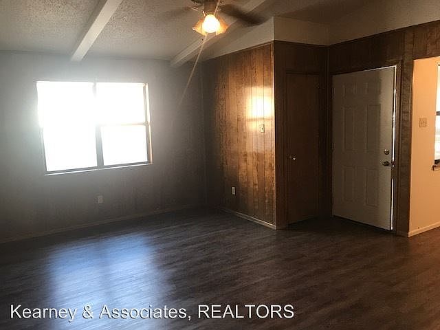 2nd image of 1606 28th St APT A