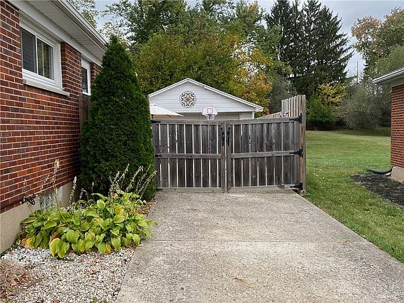 5th image of 2613 Ferncliff Ave