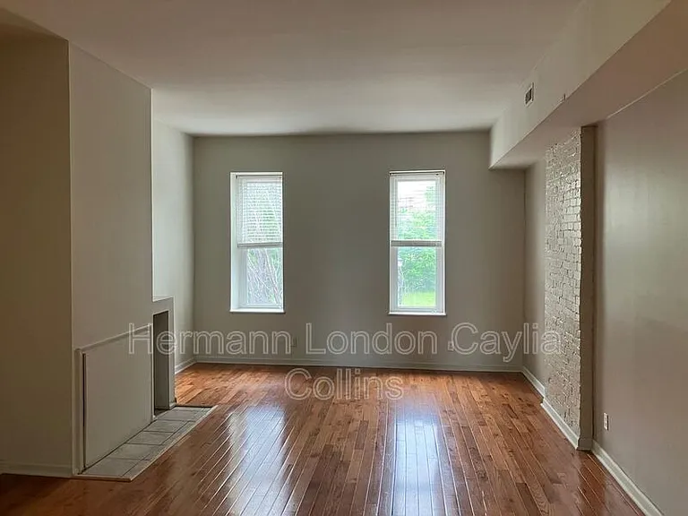 1708 S Tucker Blvd #C — Photo 5