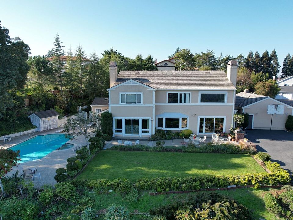 1st image of 2415 Butternut Dr