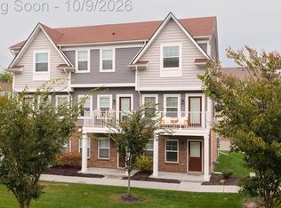208 Katie Ln, Brighton, MI 48116