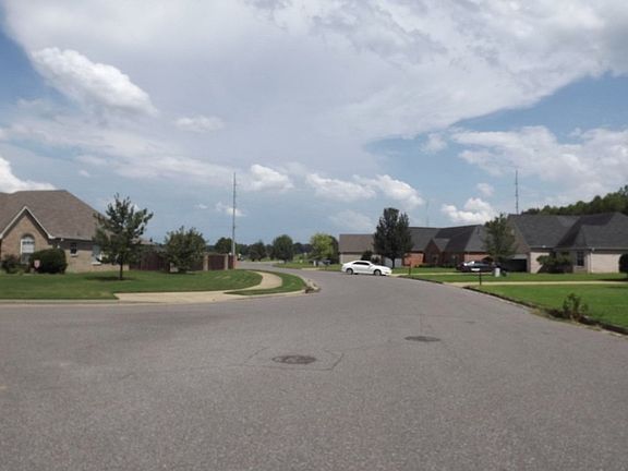 5th image of 899 Trafalgar Dr