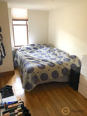 Rented by Your Vanity Realty | media 12