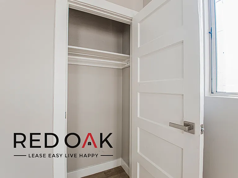 424 E 20th St #428.5 — Photo 9