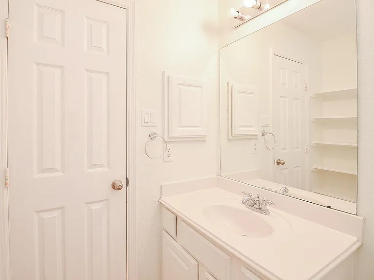 14630 Windwood Park Ln — Photo 19