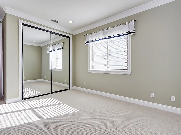 2611 Palm Ave — Photo 35