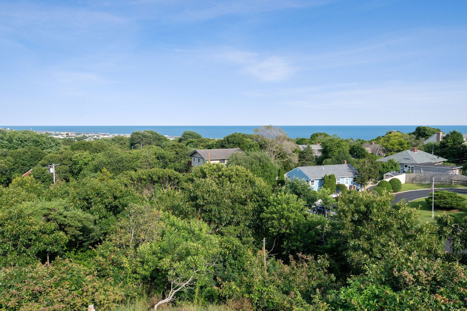  Sweeping ocean views