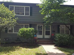 7542 Main St, Kansas City, MO 64114