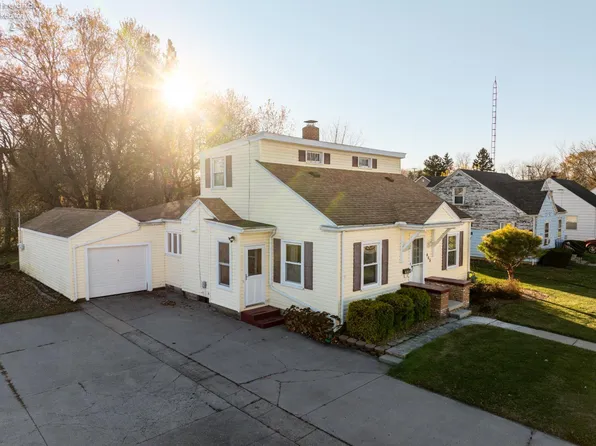 805 Harmon St, Fremont, OH 43420