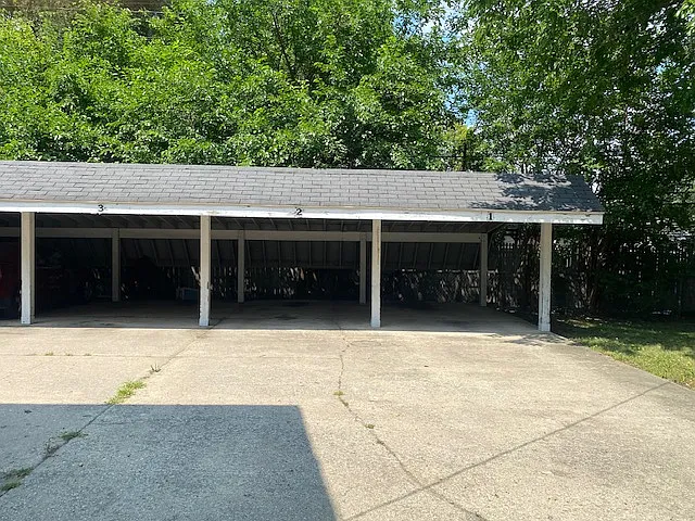 577 E Mapledale Ave #1 — Photo 8