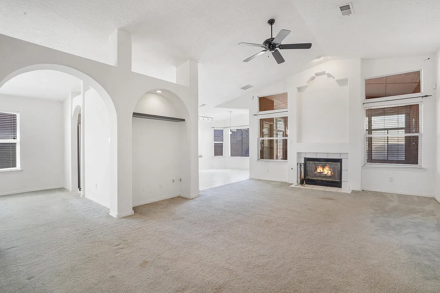 11105 Jewel Cave Rd SE — Photo 4