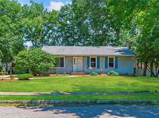 14 Sunny Ter, North Brunswick, NJ 08902