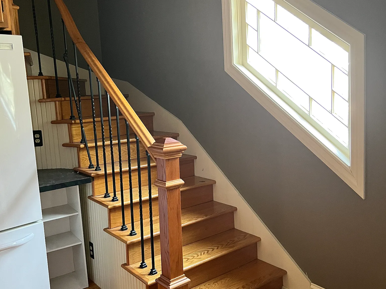 3 bed, 1.5 bath, 1400 sqft, $2,400 — Photo 3