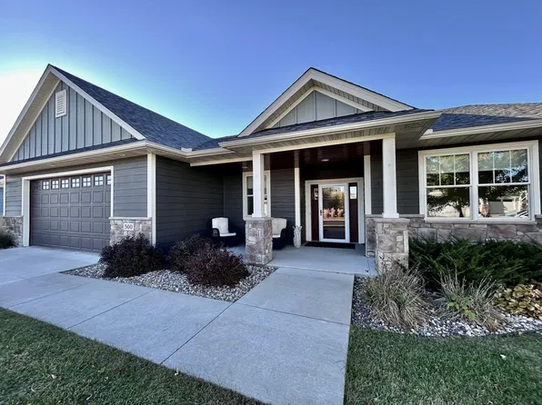 500 River Valley Ln, Dundas, MN 55019