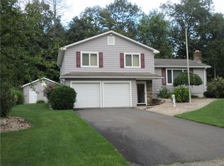 66 Pequot Rd, Plainville, CT 06062