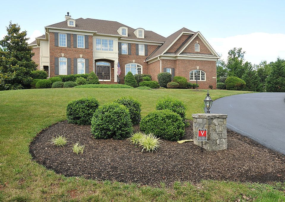 1st image of 20555 Wildbrook Ct