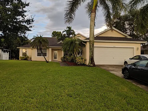 4101 Chiquita Blvd S Photo 1