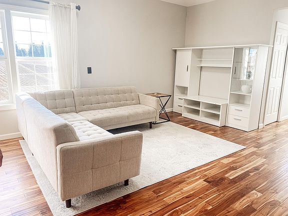 4th image of 12915 NE 93rd Ave #1