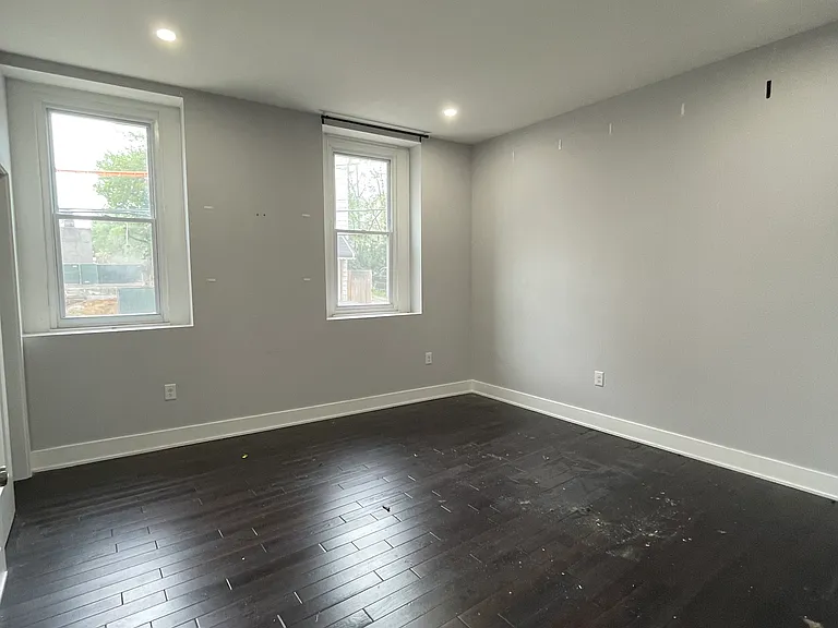 929 Marlborough St #27 — Photo 24