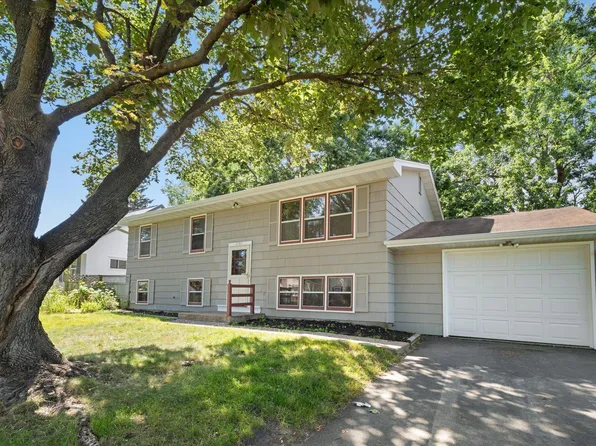 2182 Radatz Ave, Saint Paul, MN 55109