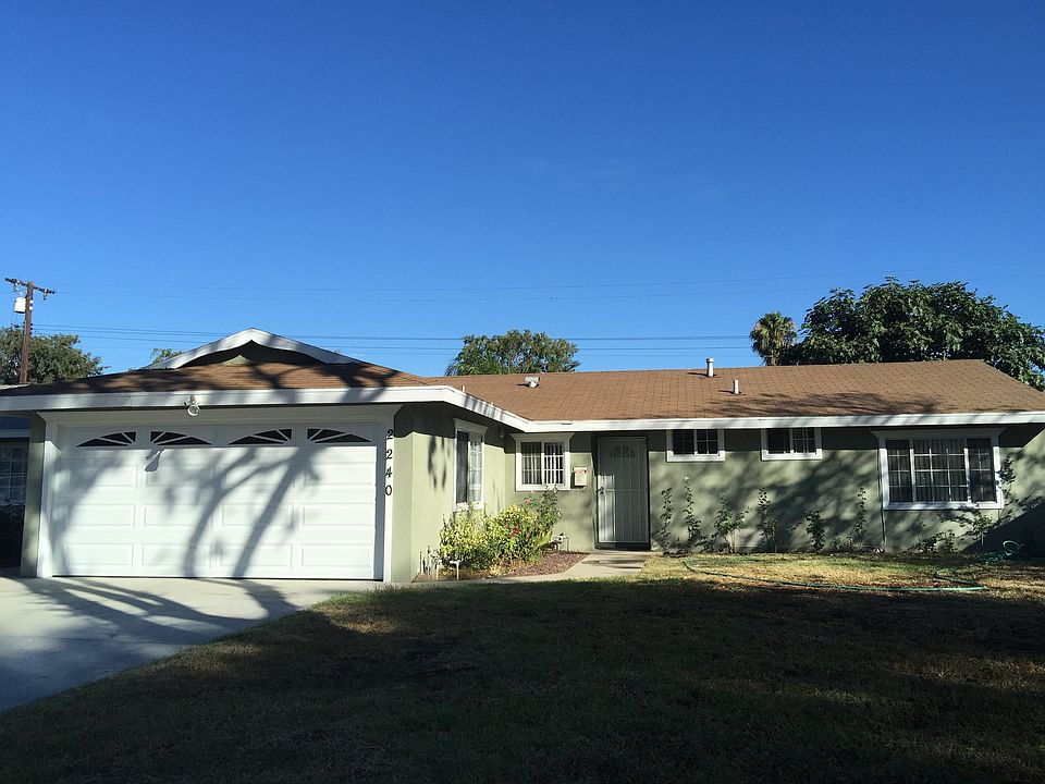 1st image of 2240 Farringdon Ave