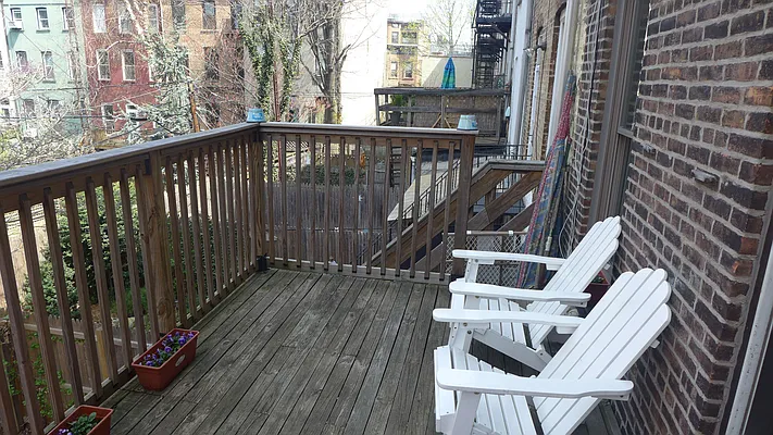 Rented by Garfield Realty  | media 38