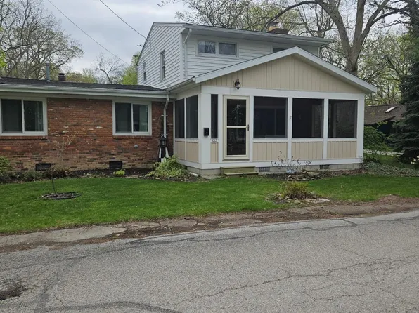310 E 5th St, Lakeside Marblehead, OH 43440