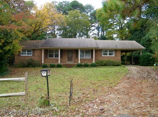 914 Wicker Ct, Fayetteville, NC 28304