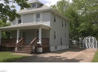 101 Henry St, Bedford, OH 44146