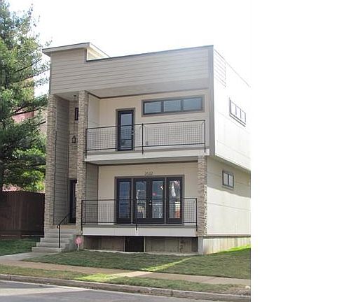 4th image of 2642 Lafayette Ave