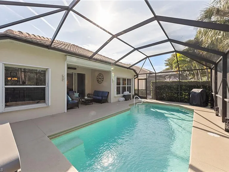 9974 Horse Creek Rd — Photo 32