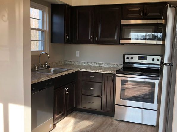 40-80 S Elm St #79D