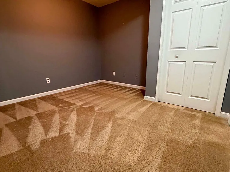 102 Cabin Ct — Photo 10