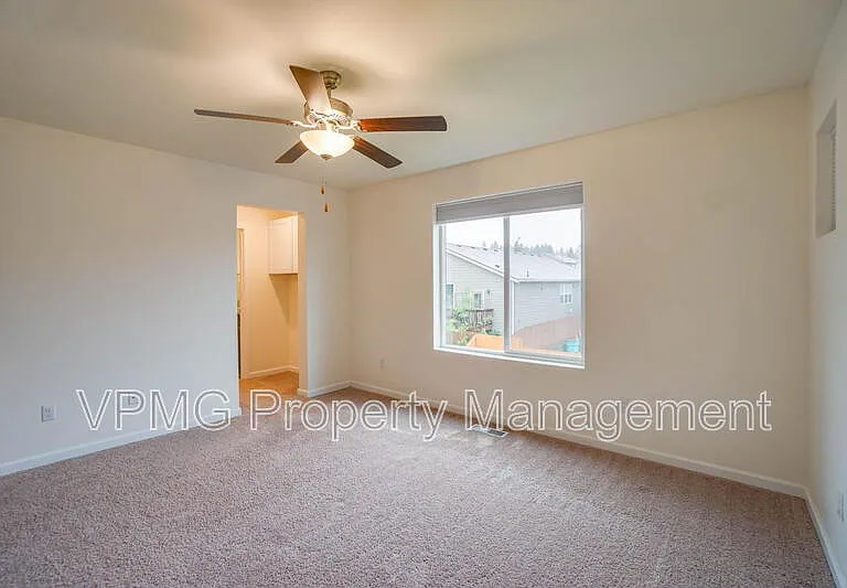 1423 W 16th Ave — Photo 23