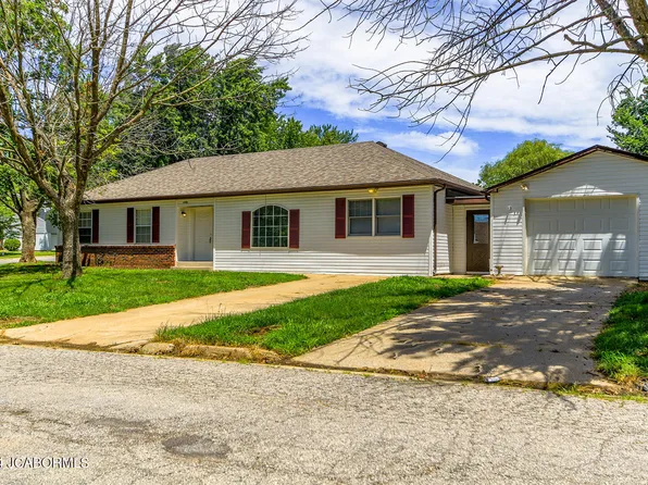 1301 Grandview Dr, Jefferson City, MO 65109