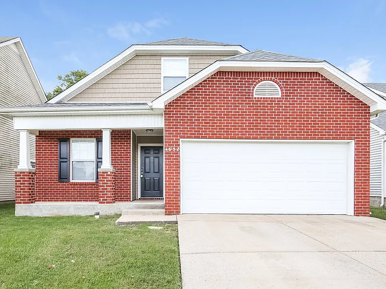 1632 Beaconcrest Cir — Photo 1