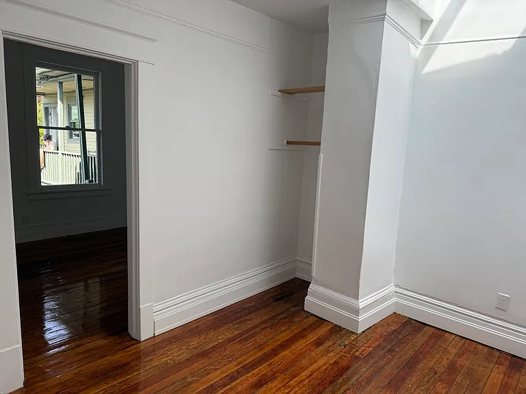 5503 30th Ave NE #E — Photo 16