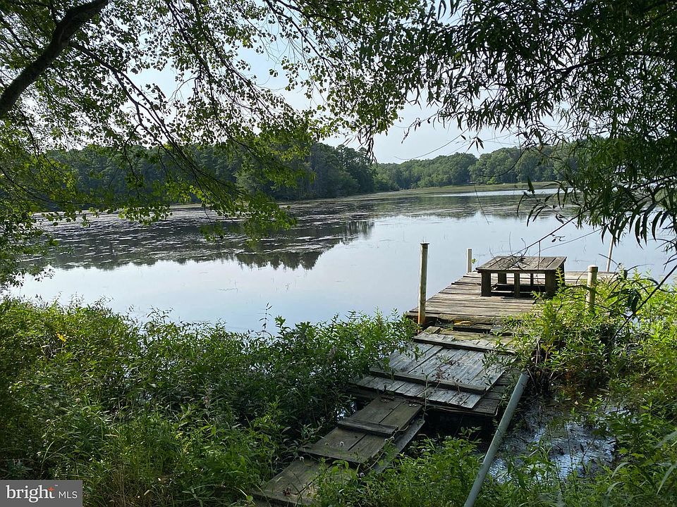 2nd image of 234 Riverside Dr