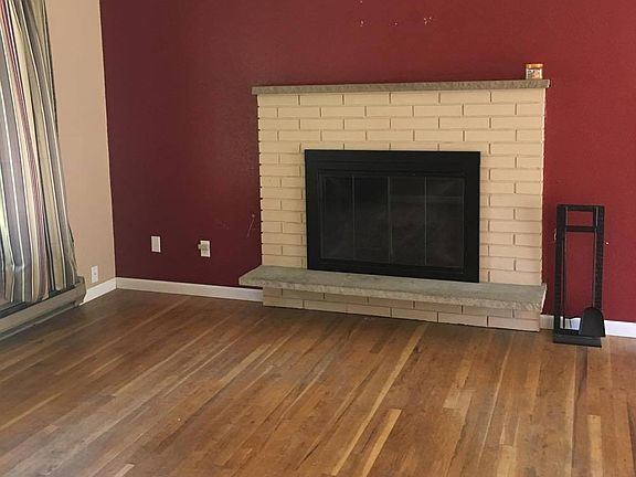 3rd image of 2538 NE Bonair Pl