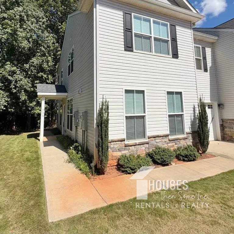233 Marshland Lane — Photo 1