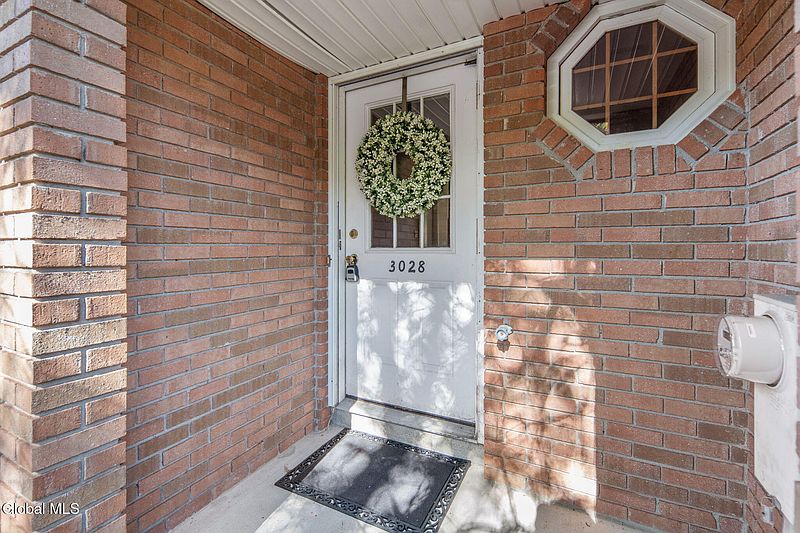 2nd image of 3028 Squire Boulevard