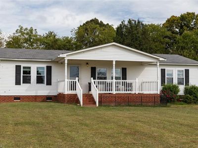 153 Chilton Rd, Ararat, NC, 27007