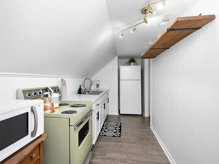 415 Cherry Ave #2 — Photo 7