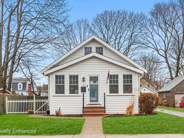 24 Franklin St, Stoughton, MA 02072