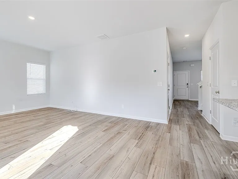 131 Freesia Dr — Photo 9